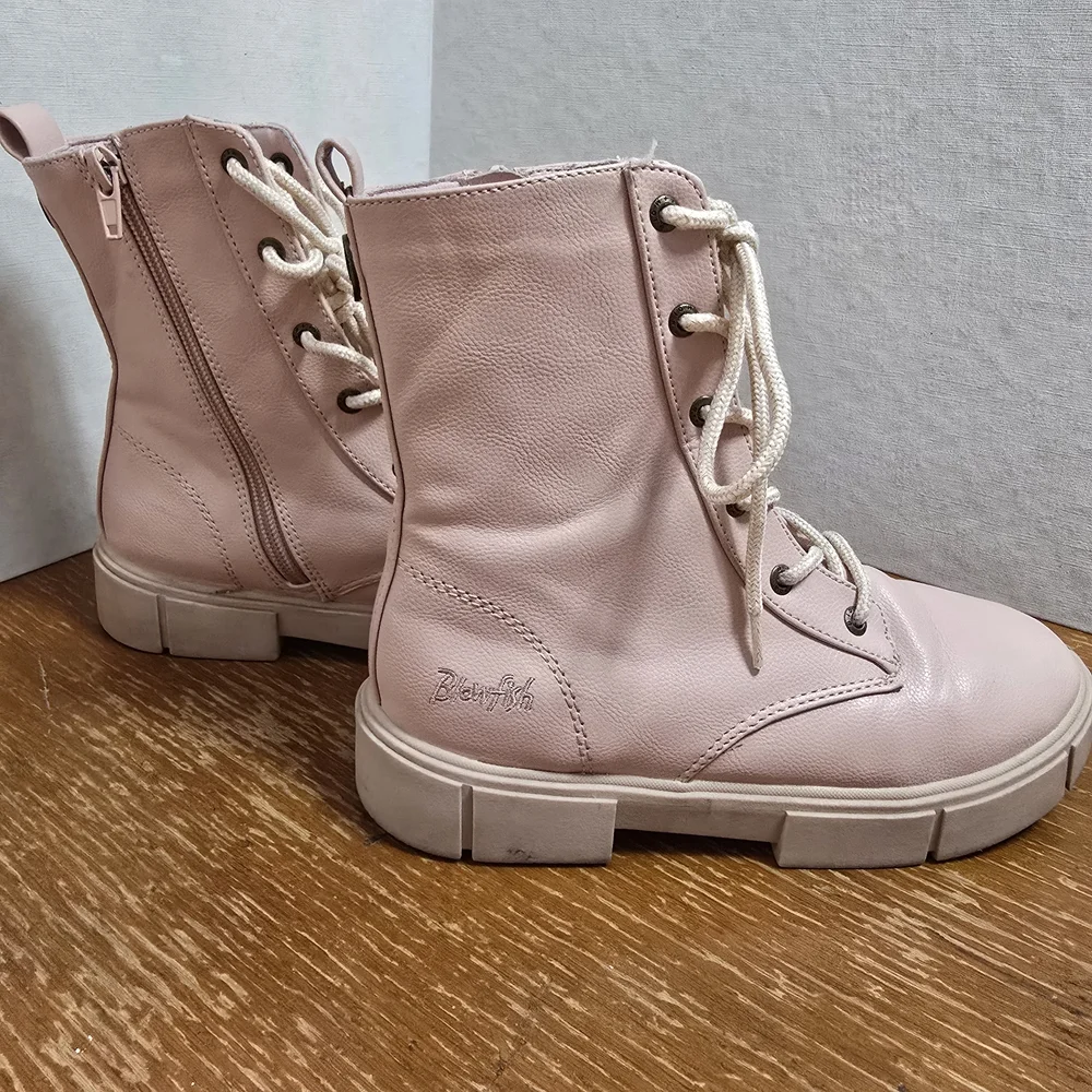 Blowfish stylish boots